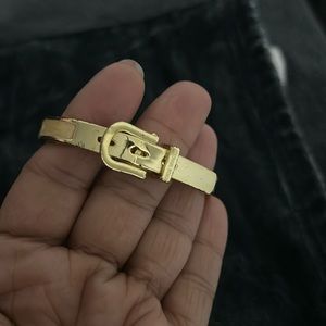 Gold belt bracelet